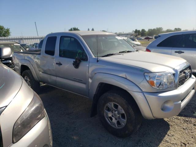 5TFTU4GN8BX003927 - 2011 TOYOTA TACOMA PRERUNNER ACCESS CAB SILVER photo 4