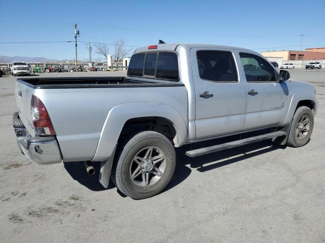 5TFJU4GN6CX025112 - 2012 TOYOTA TACOMA DOUBLE CAB PRERUNNER SILVER photo 3