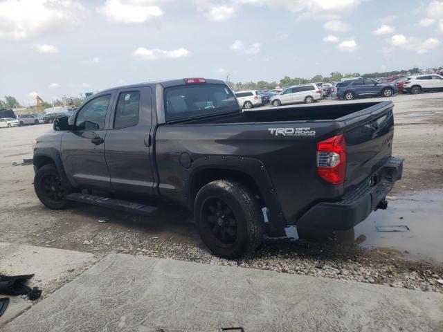 5TFRM5F1XFX083817 - 2015 TOYOTA TUNDRA DOUBLE CAB SR/SR5 GRAY photo 2