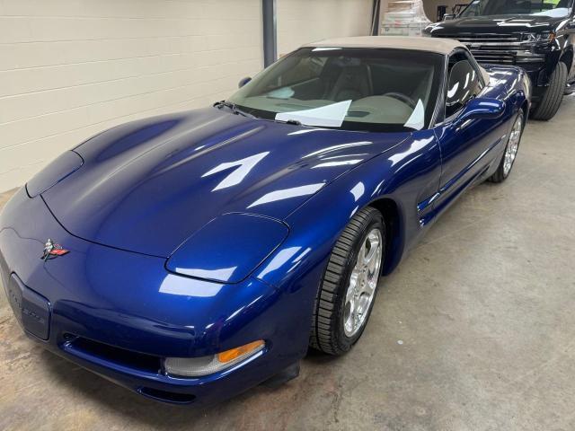 1G1YY32G345127706 - 2004 CHEVROLET CORVETTE BLUE photo 2