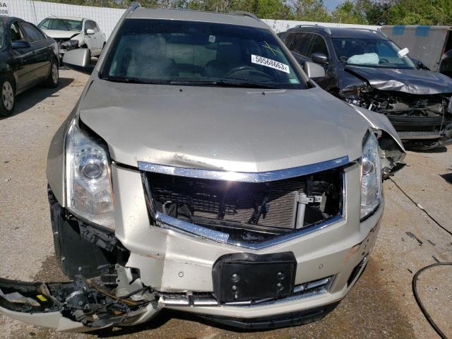 3GYFNCE39FS605680 - 2015 CADILLAC SRX PERFORMANCE COLLECTION Бежевый фото 5