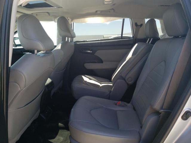 5TDHZRAH3MS041033 - 2021 TOYOTA HIGHLANDER XLE Gümüş foto 11