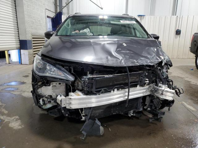 2C4RC1BG4HR702676 - 2017 CHRYSLER PACIFICA TOURING L GRAY photo 5