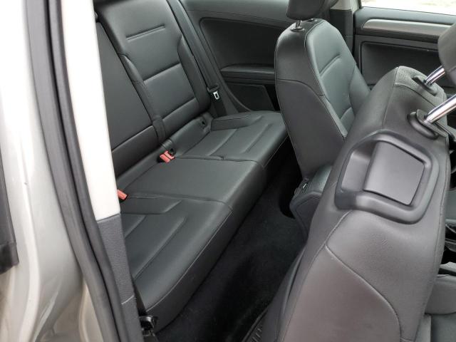 3VW917AU3FM036508 - 2015 VOLKSWAGEN GOLF SILVER photo 10