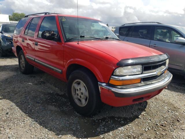 1GNDT13W7Y2293191 - 2000 CHEVROLET BLAZER RED photo 4