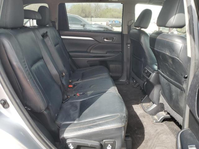 5TDKKRFH6ES029270 - 2014 TOYOTA HIGHLANDER XLE 银色 照片 11