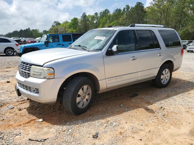 5LMJJ2H5XBEJ03311 - 2011 LINCOLN NAVIGATOR SILVER photo 1