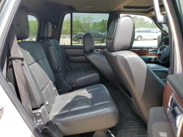 5LMJJ2H5XBEJ03311 - 2011 LINCOLN NAVIGATOR SILVER photo 11