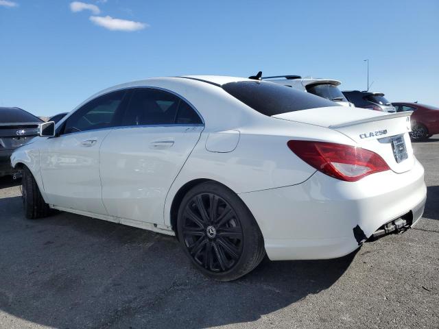 WDDSJ4EB3JN646859 - 2018 MERCEDES-BENZ CLA 250 WHITE photo 2