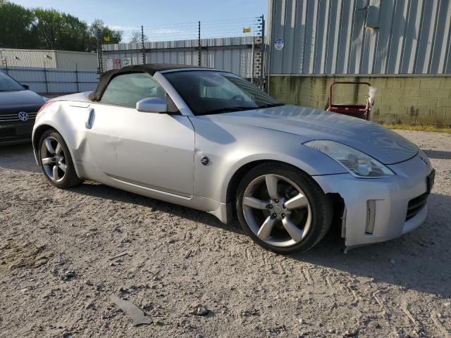 JN1BZ36A88M852166 - 2008 NISSAN 350Z ROADSTER SILVER photo 4