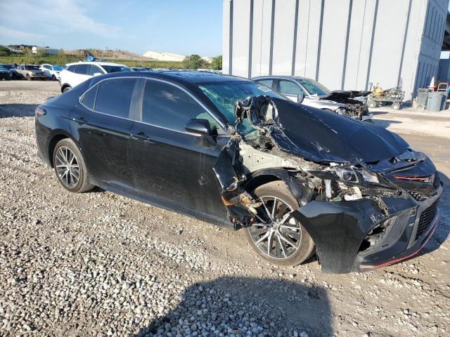 4T1T11AK9RU922137 - 2024 TOYOTA CAMRY SE NIGHT SHADE BLACK photo 4