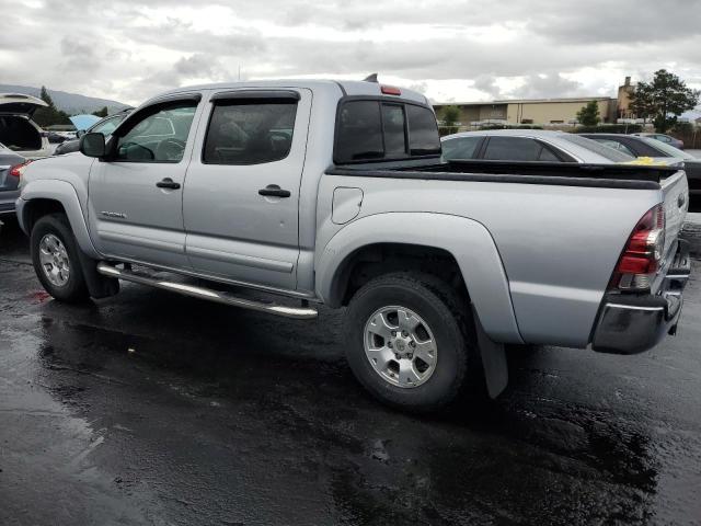 3TMJU4GN7CM134443 - 2012 TOYOTA TACOMA DOUBLE CAB PRERUNNER SILVER photo 2