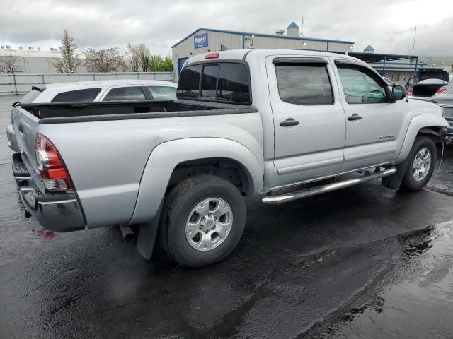 3TMJU4GN7CM134443 - 2012 TOYOTA TACOMA DOUBLE CAB PRERUNNER SILVER photo 3