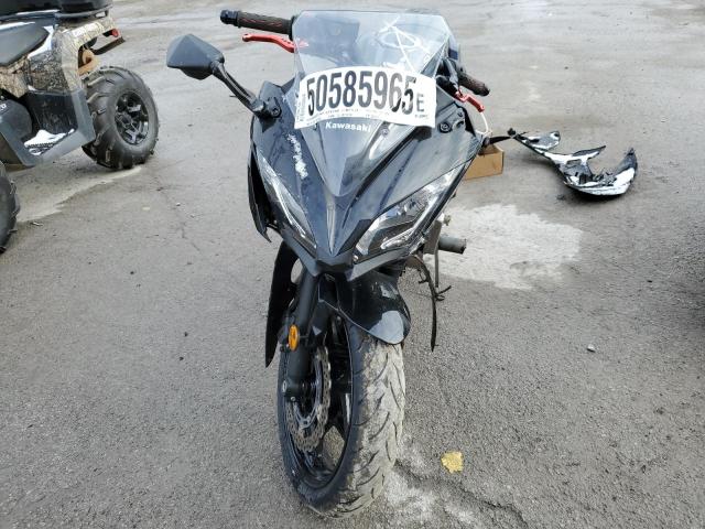 JKAEXEJ13HDA01070 - 2017 KAWASAKI EX650 J 黑色 照片 2