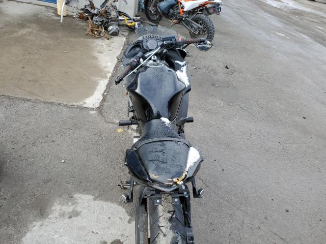 JKAEXEJ13HDA01070 - 2017 KAWASAKI EX650 J 黑色 照片 6