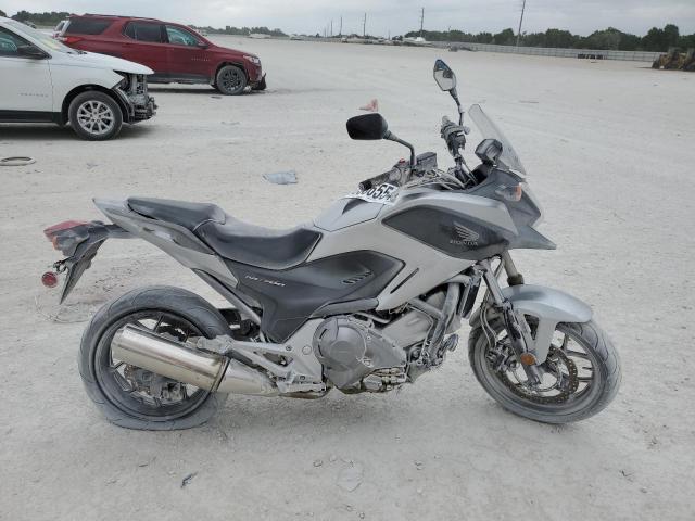 JH2RC6316DK100109 - 2013 HONDA NC700X DCT SILVER photo 1