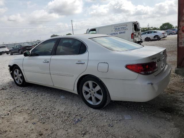 JTHBA30G255096923 - 2005 LEXUS ES 330 WHITE photo 2