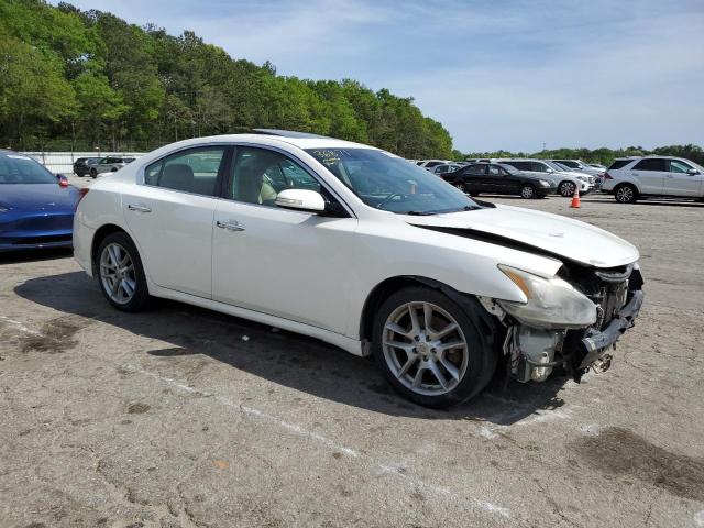 1N4AA5APXAC848838 - 2010 NISSAN MAXIMA S WHITE photo 4