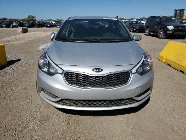 KNAFK4A65G5533776 - 2016 KIA FORTE LX SILVER photo 5