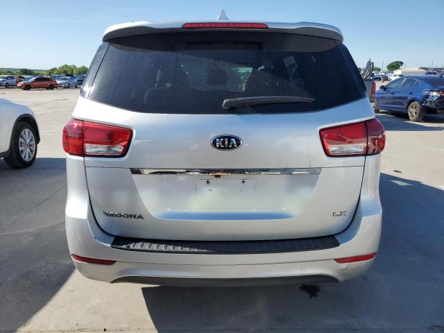 KNDMB5C12F6071672 - 2015 KIA SEDONA LX SILVER photo 6