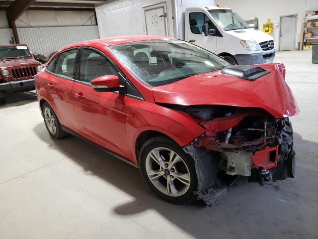 1FADP3F21EL370487 - 2014 FORD FOCUS SE RED photo 4