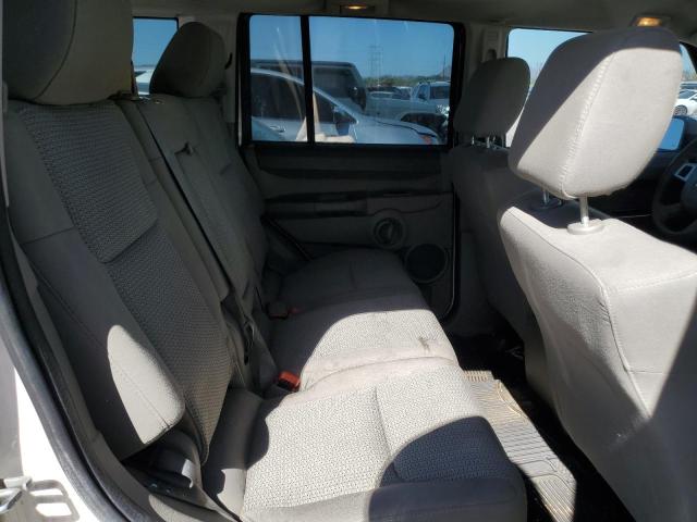 1J8HH48K28C174227 - 2008 JEEP COMMANDER SPORT თეთრი ფოტო 11