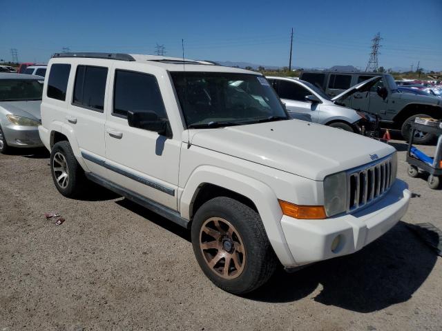 1J8HH48K28C174227 - 2008 JEEP COMMANDER SPORT WHITE photo 4