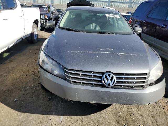 1VWBP7A31DC030048 - 2013 VOLKSWAGEN PASSAT SE GRAY photo 5