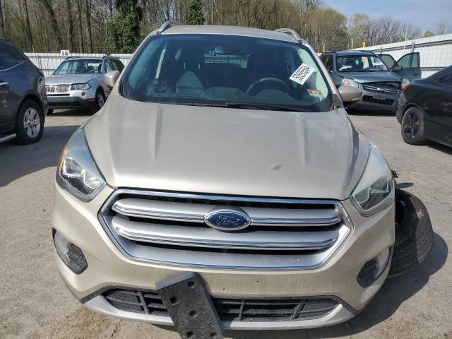 1FMCU0J94HUD94617 - 2017 FORD ESCAPE TITANIUM BEIGE photo 5