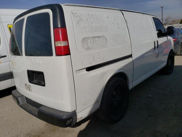 1GTFG15X151104175 - 2005 GMC SAVANA G1500 WHITE photo 3