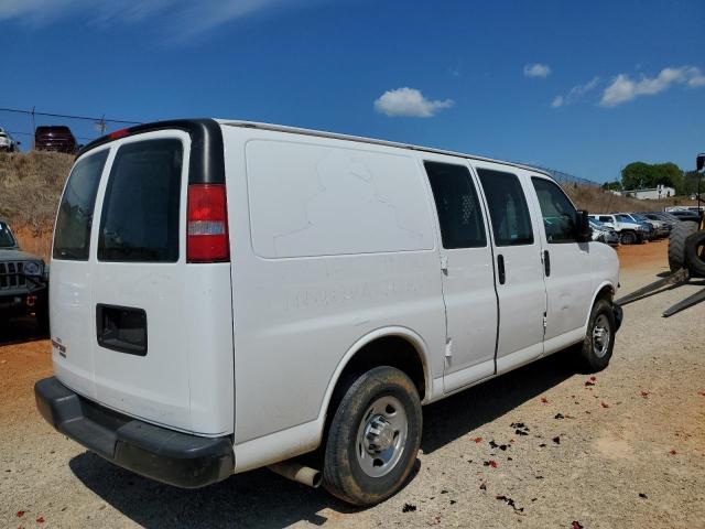 1GCWGAFF4G1126034 - 2016 CHEVROLET EXPRESS G2 WHITE photo 3