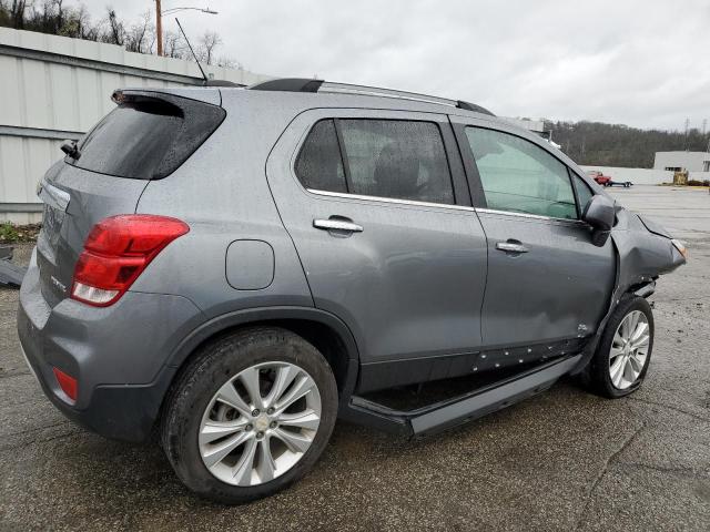 3GNCJRSB8LL203990 - 2020 CHEVROLET TRAX PREMIER GRAY photo 3