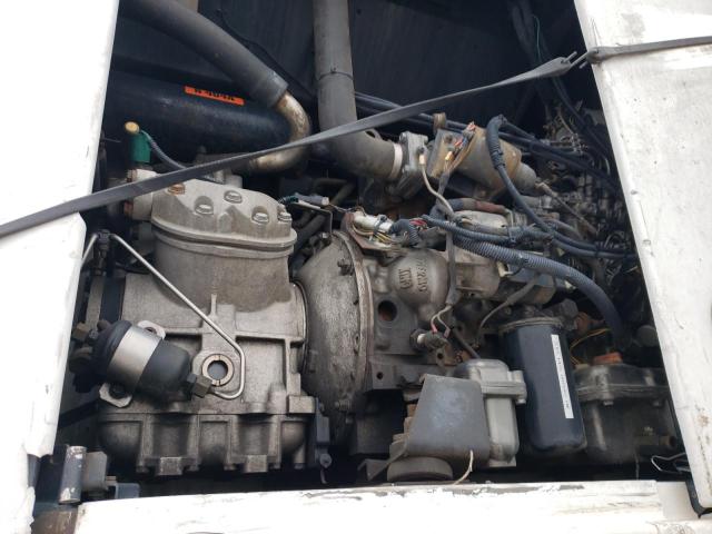 1UYVS25336U619404 - 2006 UTILITY TRAILER თეთრი ფოტო 9