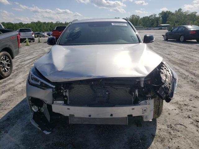 3PCAJ5K31NF103586 - 2022 INFINITI QX55 ESSENTIAL SILVER photo 5