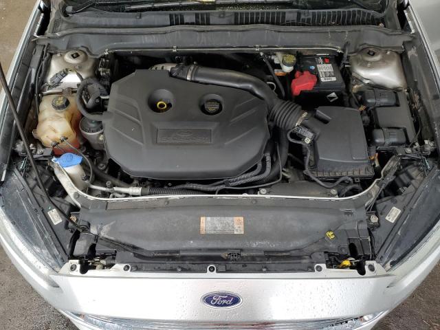 3FA6P0H9XDR333424 - 2013 FORD FUSION SE SILVER photo 11