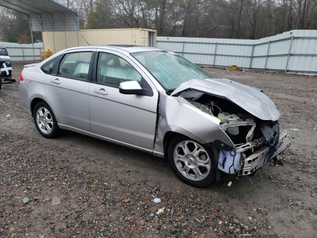 1FAHP36N09W258814 - 2009 FORD FOCUS SES SILVER photo 4