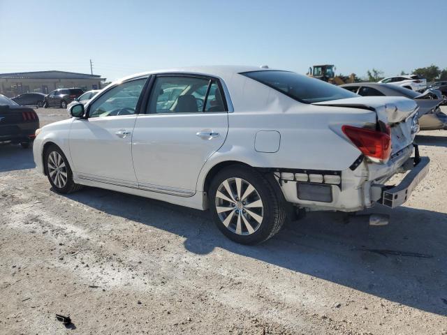 4T1BK3DB4BU435000 - 2011 TOYOTA AVALON BASE WHITE photo 2