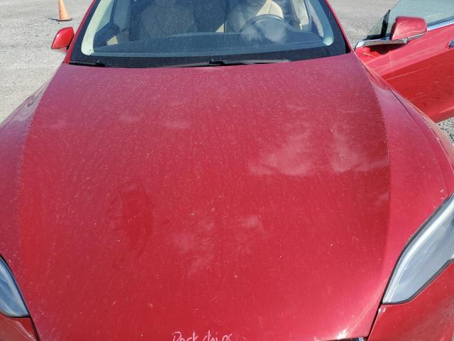 5YJSA1E25HF198612 - 2017 TESLA MODEL S RED photo 11