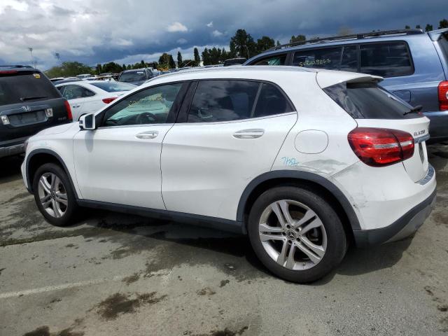 WDCTG4GB1JJ499338 - 2018 MERCEDES-BENZ GLA 250 4MATIC WHITE photo 2