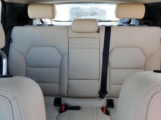 SJKCH5CP0HA028055 - 2017 INFINITI QX30 BASE WHITE photo 10