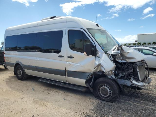 WDZPE8CD5HP399696 - 2017 MERCEDES-BENZ SPRINTER 2500 Սպիտակ լուսանկար 4