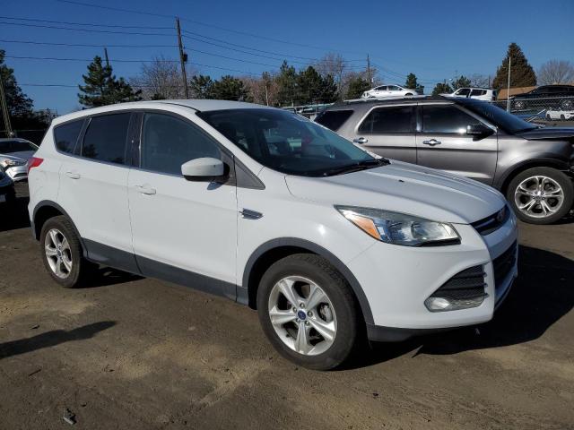 1FMCU0G72GUC67529 - 2016 FORD ESCAPE SE WHITE photo 4