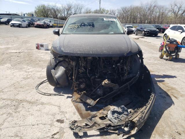 3VV2B7AX1JM204281 - 2018 VOLKSWAGEN TIGUAN SE أسود صورة 5