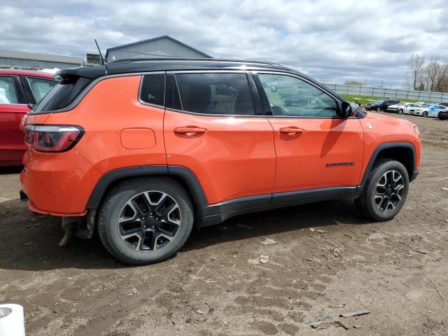 3C4NJDDB3JT185381 - 2018 JEEP COMPASS TRAILHAWK ORANGE photo 3