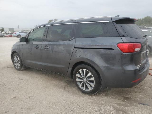 KNDMC5C18J6350503 - 2018 KIA SEDONA EX GRAY photo 2