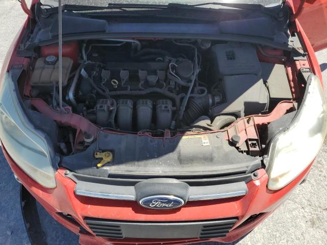 1FAHP3F20CL120981 - 2012 FORD FOCUS SE RED photo 11