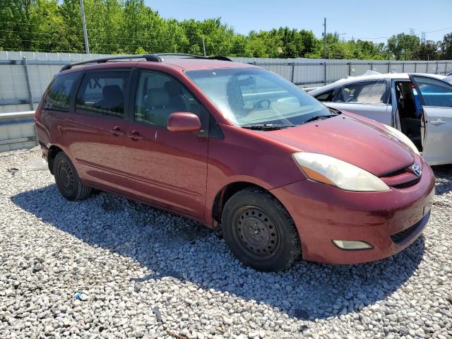 5TDZK22C97S009937 - 2007 TOYOTA SIENNA XLE MAROON photo 4