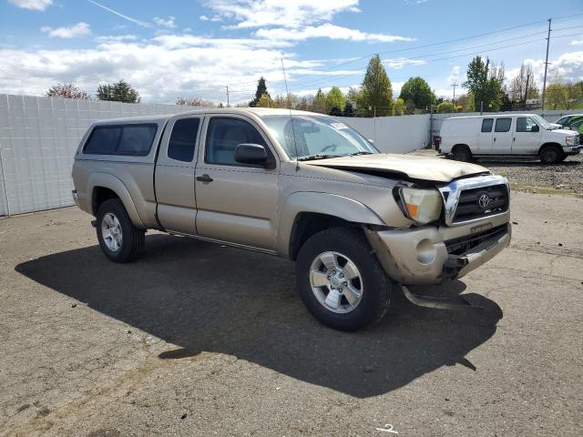 5TETU62N06Z194714 - 2006 TOYOTA TACOMA PRERUNNER ACCESS CAB GOLD photo 4