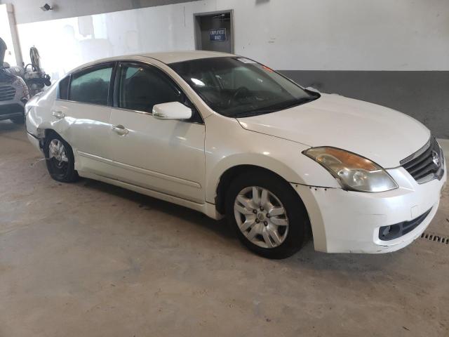 1N4AL21E29N412265 - 2009 NISSAN ALTIMA 2.5 WHITE photo 4