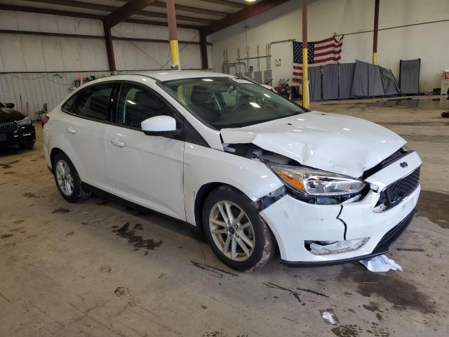 1FADP3FE9JL214136 - 2018 FORD FOCUS SE WHITE photo 4